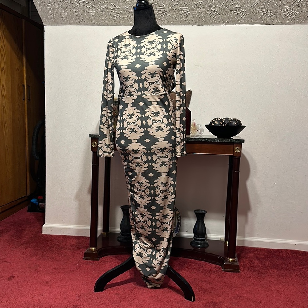 NWT PUBLIC DESIRE Dress